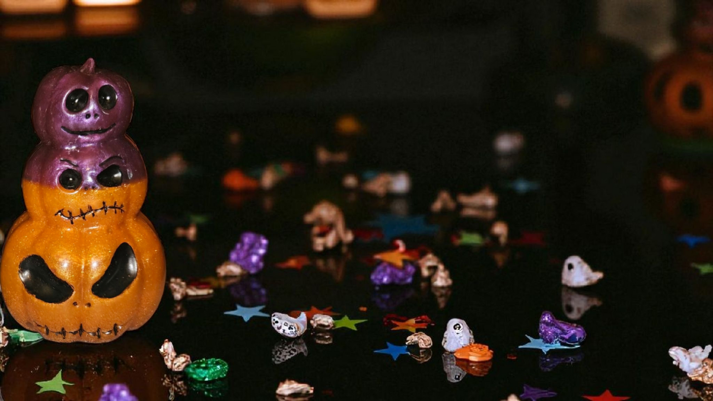 Resin Stacked Pumpkins